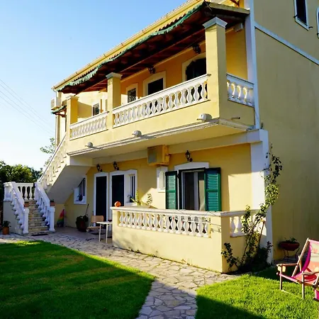 Stefanias Prasoudi Beach Agios Matthaios  Exterior photo
