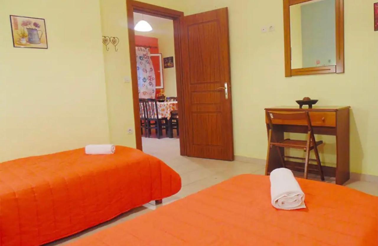 Stefanias Prasoudi Apartment *