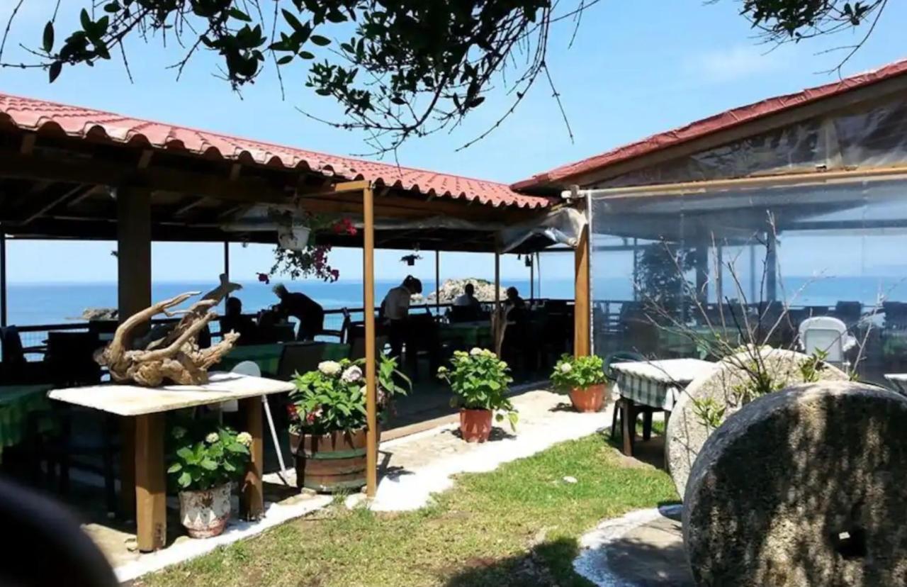 Stefanias Prasoudi Apartment *